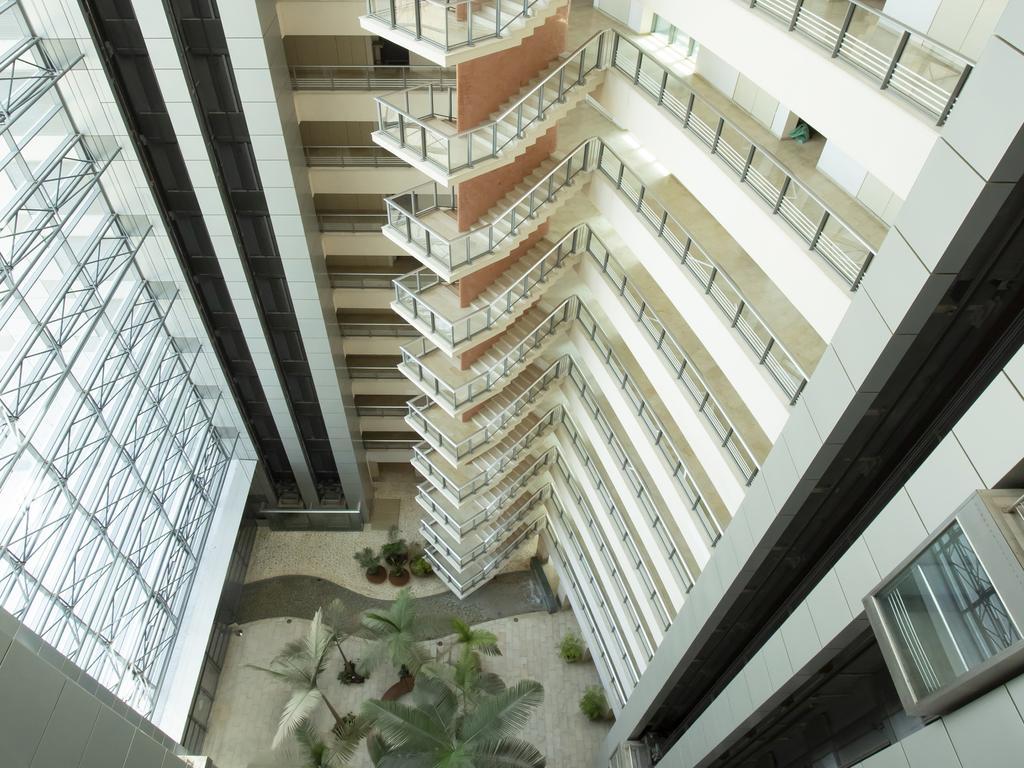 Aparthotel Okeanos On The Beach Herzelia Interior foto
